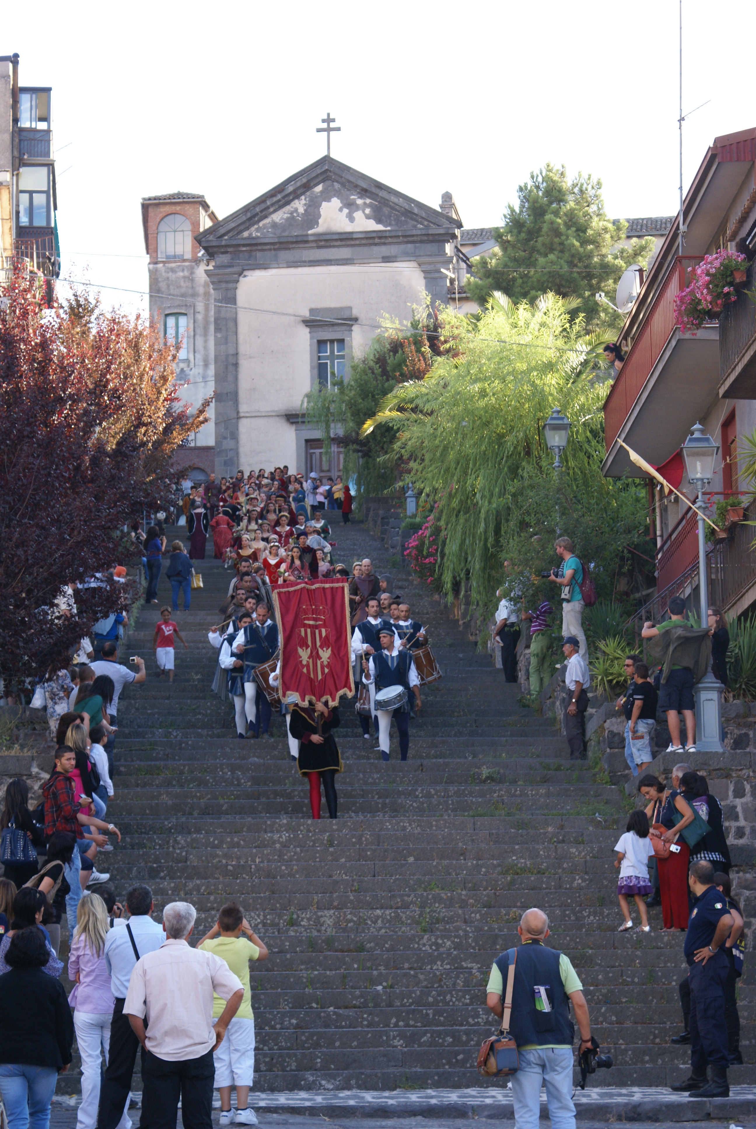Festa Medievale di Randazzo (Ct). Corteo per le vie della città.